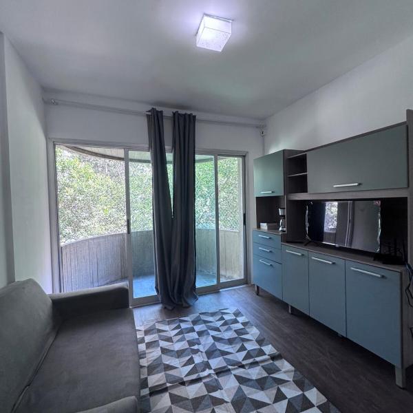 FLAT Liberdade - Excelente Localização,próximo ao metro, ar condicionado