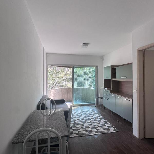 FLAT Liberdade - Excelente Localização,próximo ao metro, ar condicionado - Foto 4