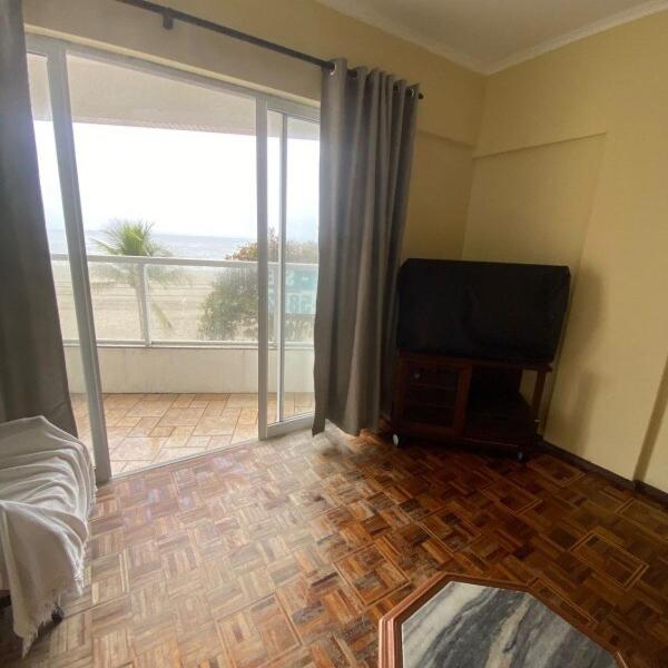 Oceanfront Apartment in Downtown Balneário Camboriú - Foto 2