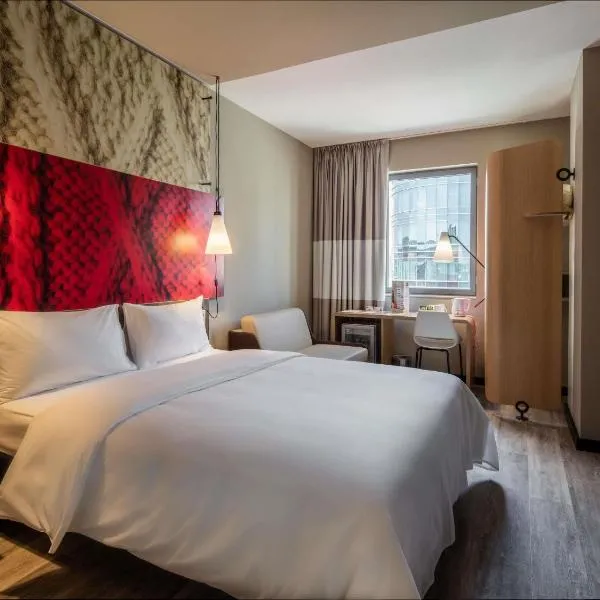 Ibis Istanbul West, hotel di Istanbul