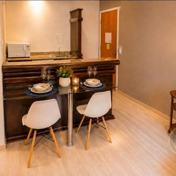 Suíte com Ótima localização com recepção 24horas - Foto 2