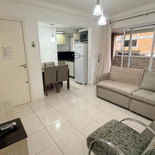 003 - Apto em Bombas | 2 Quartos para 6 Pessoas - Foto 4