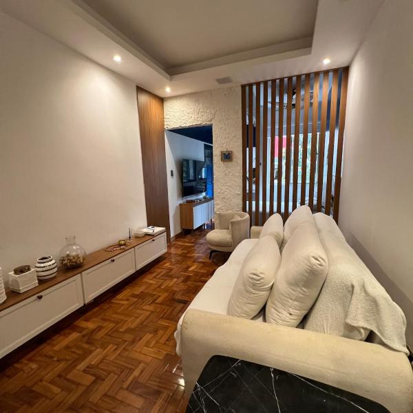Leblon apartment close to the beach