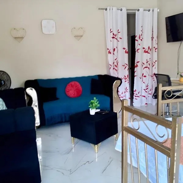 Residencial A&H, Hotel in Boca Chica