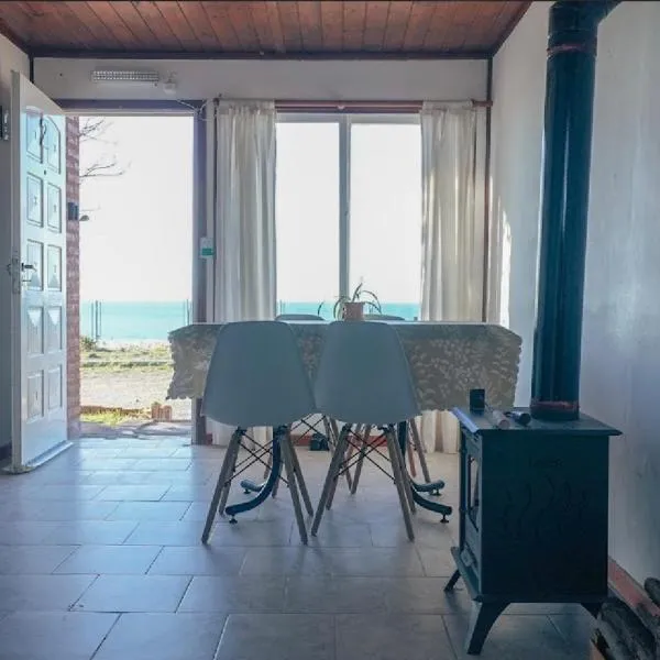 Cabañas de Mar - Calfu Huenu, Hotel in Camarones