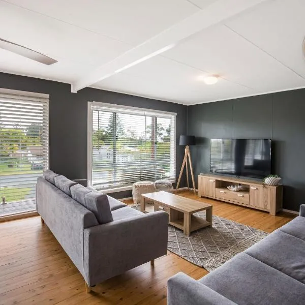 Sunfish Pet Friendly 4 Mins Walk to Beach, hotel a Culburra Beach