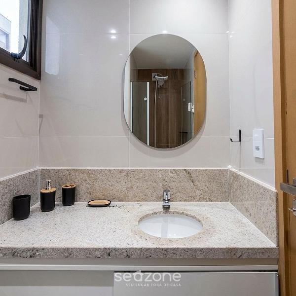 Apto. em Cond. c/ Piscina e Vista Cid. HFO0805 - Foto 3