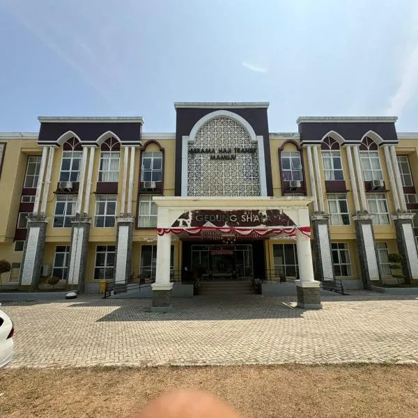 Hotel Asrama Haji Mamuju, hotel v mestu Karema