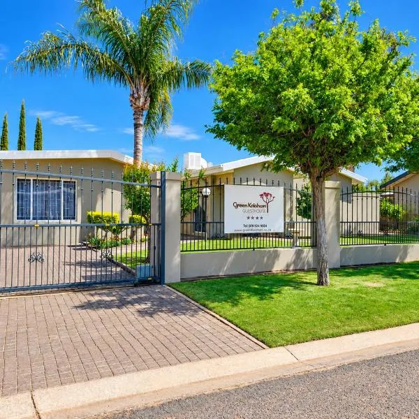 Green Kalahari Guesthouse، فندق في آبنغتون
