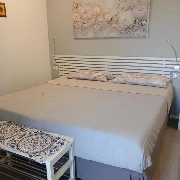 Adriroomsrho, hotel di Rho