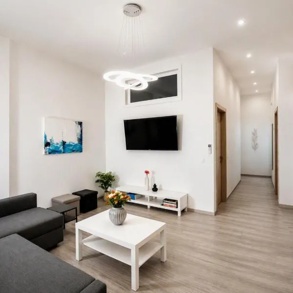 Central Suites Aegina 2, ξενοδοχείο στην Αίγινα Πόλη