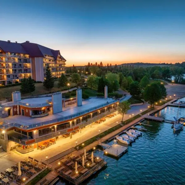 Hotel Gołębiewski Mikołajki, hotelli kohteessa Mikołajki