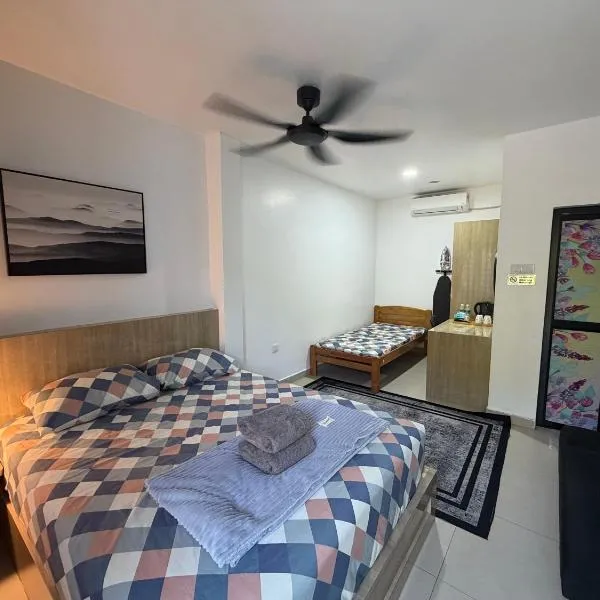 Kak Pah Roomstay Paka, hotell i Paka
