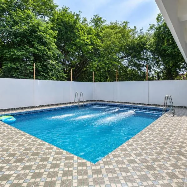 Sunlux Villa, viešbutis mieste Pudučeris