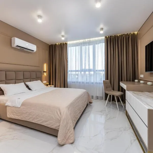 Апартаменти, проспект Бажана 17, метро - 3 хв, hotelli Kiovassa