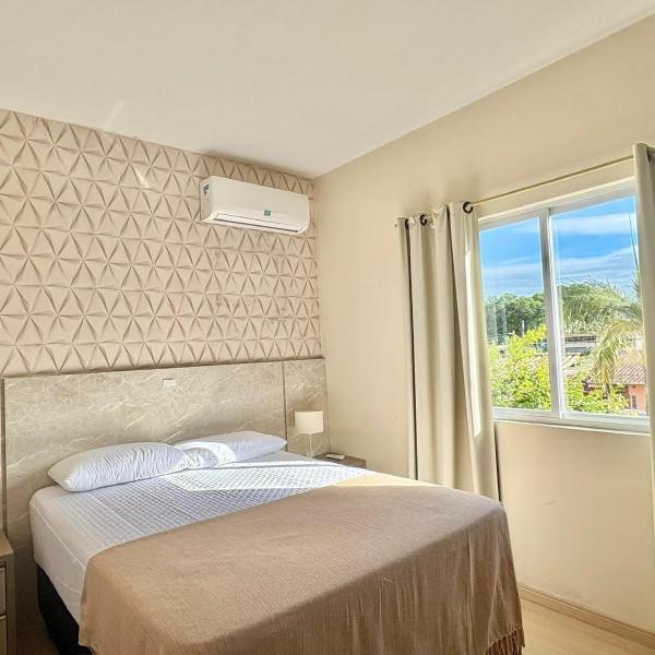 Apartamento com churrasqueira a 400 metros da praia, localizado em Bombas, Bombinhas, SC - Foto 2