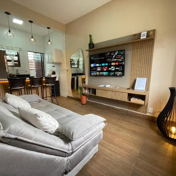Refúgio Premium em Bertioga Entre o Rio e o Mar, hotell i Bertioga