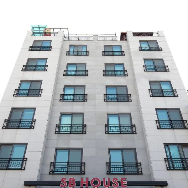 SB House, hotel v destinaci Suwon