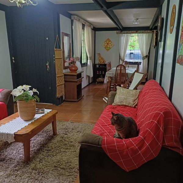Cozy House in the Nature of Vale Encantado