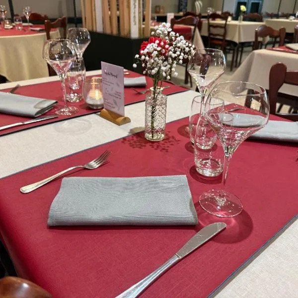 Hotel Restaurant Logis - La Table Alsacienne, хотел в Farébersviller