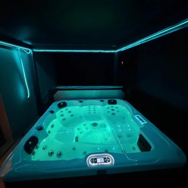 Maison neuve Contemporaine avec jacuzzi privatif, hotel u gradu Yvetot Bocage