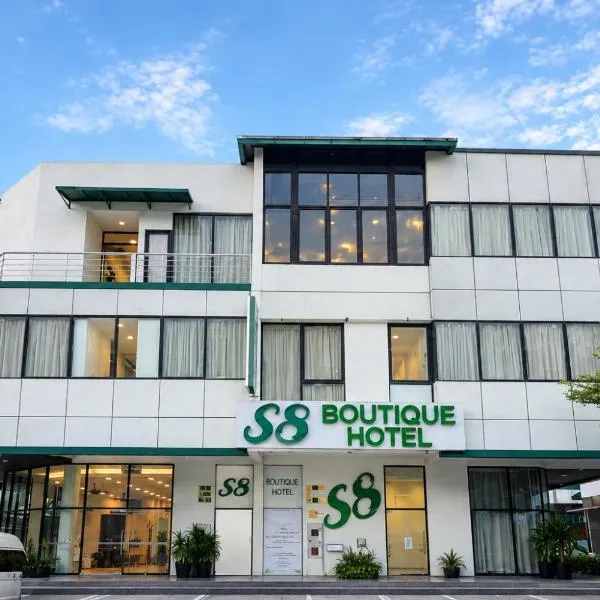 S8 Boutique Hotel near KLIA 1 & KLIA 2, ξενοδοχείο σε Σεπάνγκ