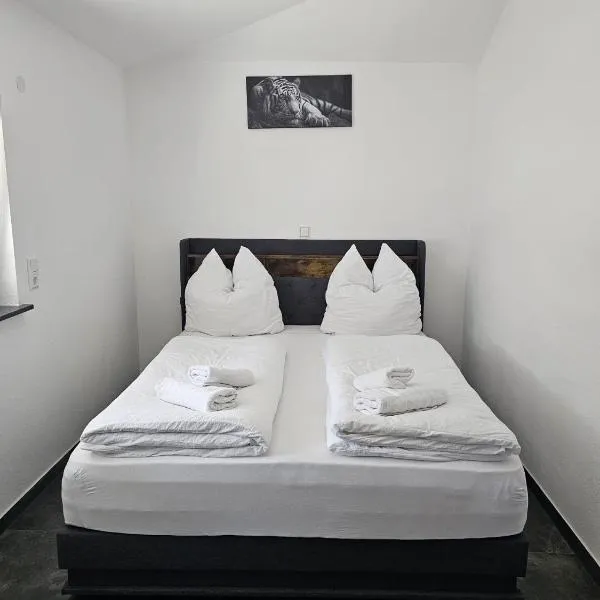 Ferienwohnung auf der Alb-Wittlingen, khách sạn ở Bad Urach