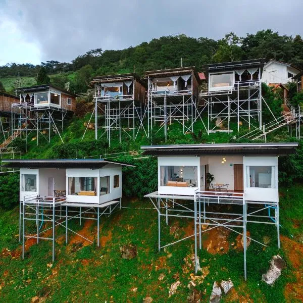 หลงฮักเขา ภูชี้ฟ้า Long Huk Kao Phuchifa โรงแรมในBan Huai Khu