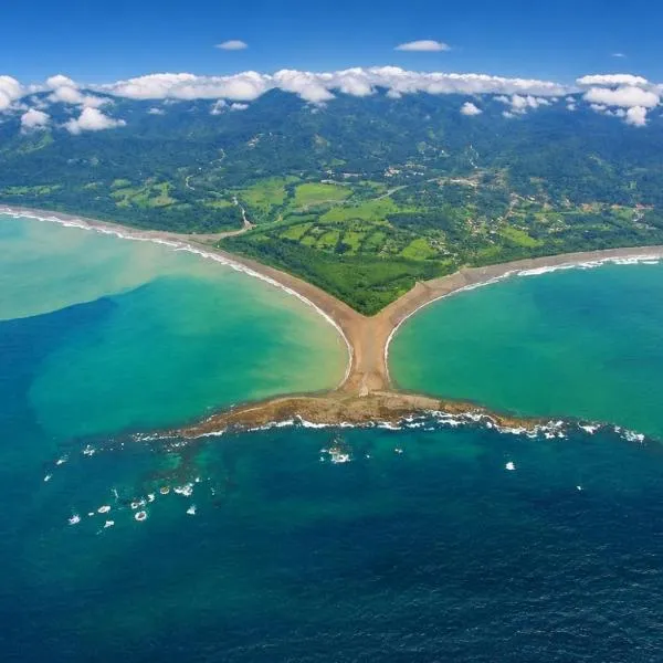 Ballena Rey Hotel, hotell sihtkohas Uvita