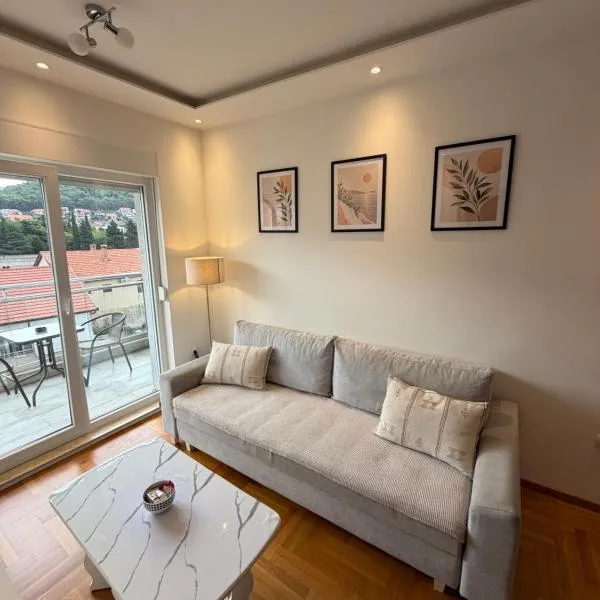 Apartman Hladovina 2, hotel i Trebinje