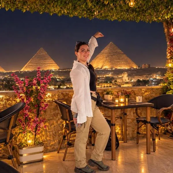 New pyramids Hills View & Rooftop Access, ξενοδοχείο στο Κάιρο