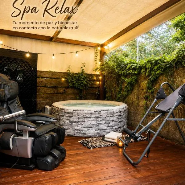 Tiny Wood Cabin con Spa Privado, hotel di Puerto Iguazú