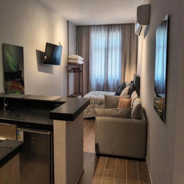 Studio Moderno e Confortável