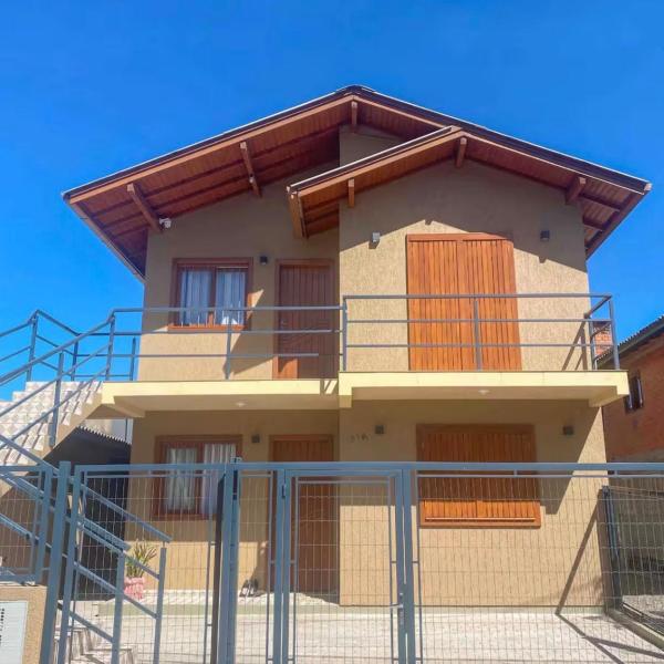 Casa confortável a 5 minutos da Catedral de Pedra