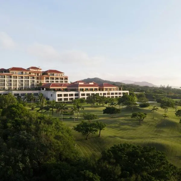 The Ritz-Carlton Okinawa, hotel sa Nago