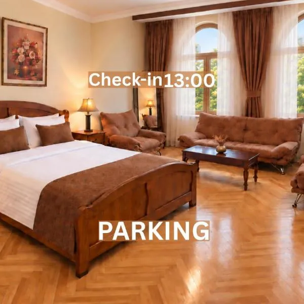 Hotel British House, hotel di Tbilisi City