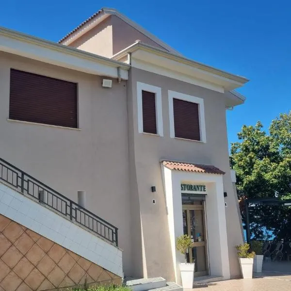 Hotel Bellavista, ξενοδοχείο σε Maierà
