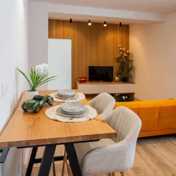 Apartmoments Juzna Trieda - 2 Bedrooms, Free Parking, hotel a Vyšné Opátske