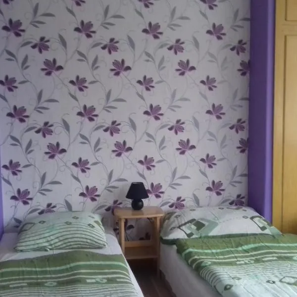 Penzion Uran, hotel v destinaci Stráž pod Ralskem