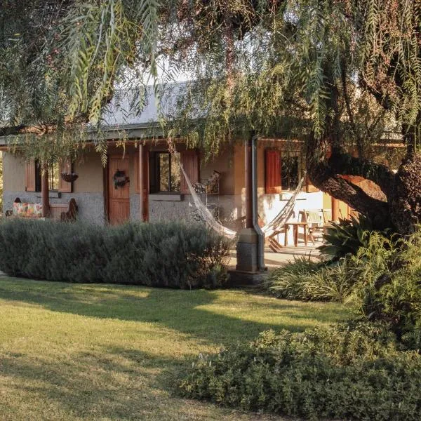 Vogelsang Farm Cottage, khách sạn ở Oudtshoorn