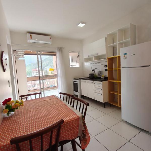 Apartamento completo no Centro de Ubatuba