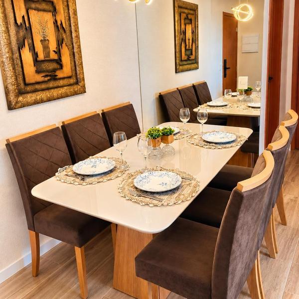 Apartamento 2 dormitórios com suíte e ar condicionado, área gourmet, Completo, confortável - Praia Canto do Forte - Avenida Marechal Hermes Nº 984 AP 81