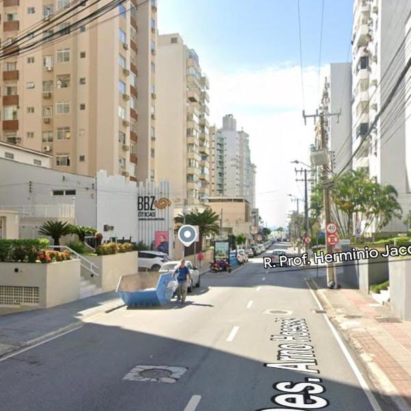 Apê a 2 quadras da Beira Mar Norte, Centro - Foto 4
