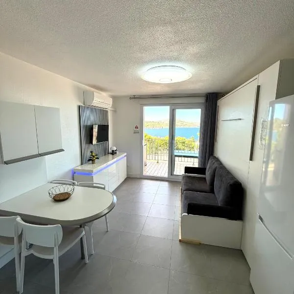Studio cabine vue mer, hotel in Banyuls-sur-Mer
