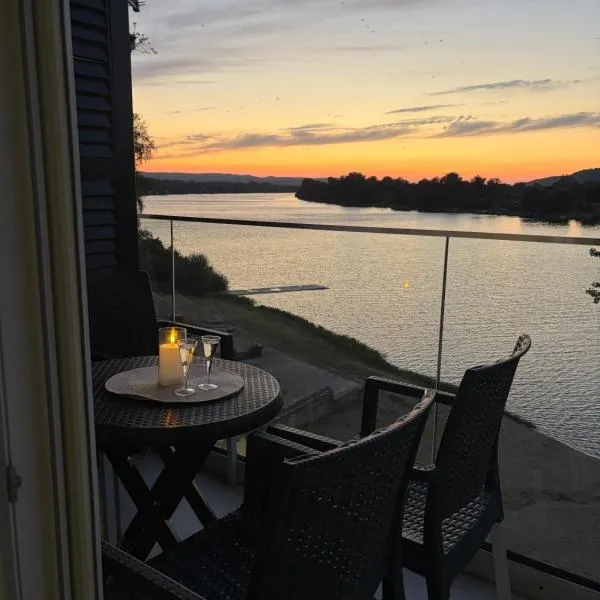 Stafil apartman Srebrno jezero, Hotel in Veliko Gradište