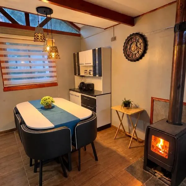 Cabañas Cutipay N1, hotel v destinaci Valdivia