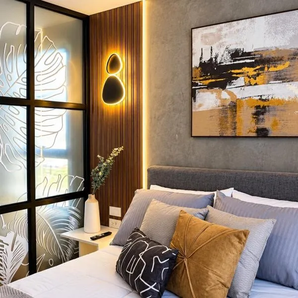 Modern Studio close by La Carolina Metro station, khách sạn ở Quito