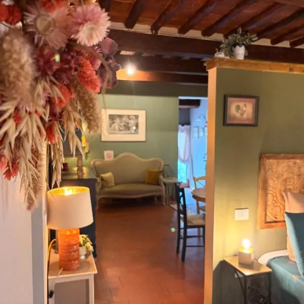 Fabulous stylish flat in Piazza - Locazione Turistica 34667, готель у місті Умбертіде