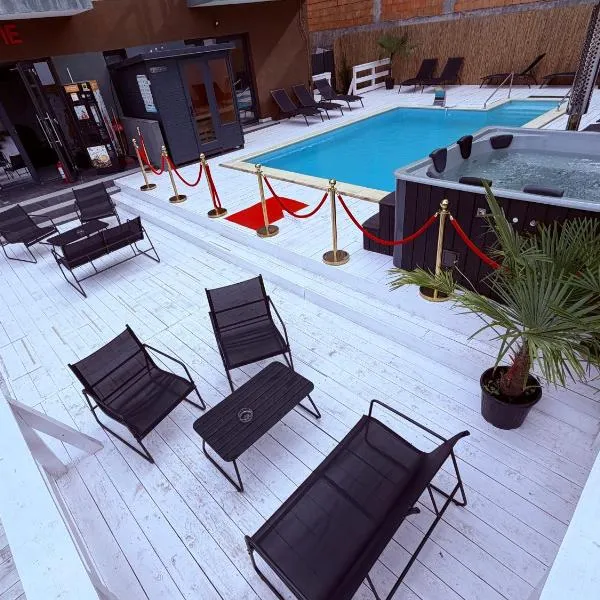 Pensiunea LOFT Căciulata, hotel u gradu Kačulata