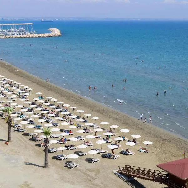 Mercure Larnaca Finikoudes Beach, Hotel in Larnaka